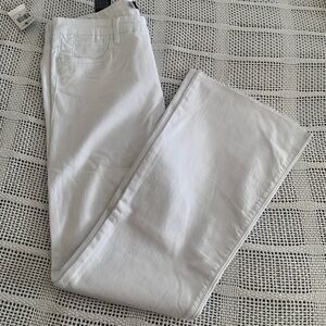 NWT Kut from the Cloth Stella Optic White High Rise Flare Jean - Size 14